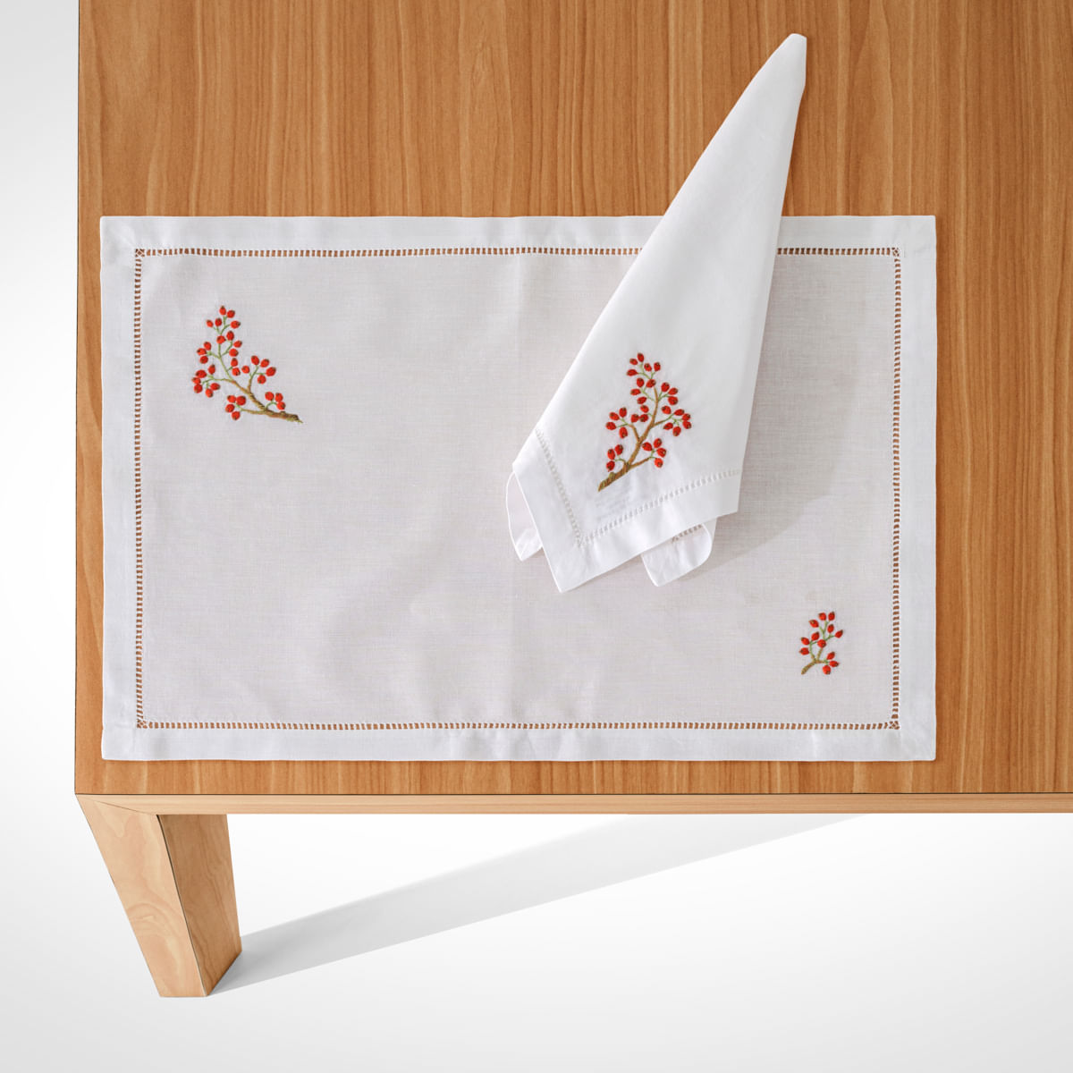 02 06 0071 Jg Americano Diversite Frutas Vermelhas.jpg